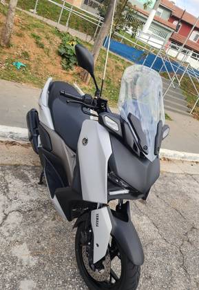 YAMAHA XMAX 250 CONNECTED ABS 